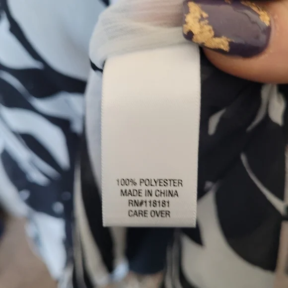 Laura Ashley Sheer black & white Floral Blouse - Picture 6 of 7